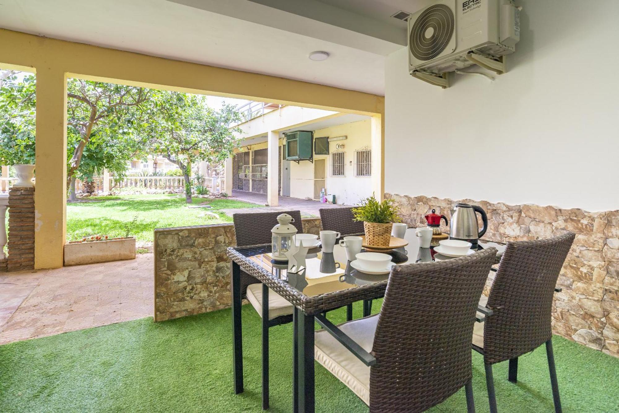 Beach Garden Apartment 토레몰리노스 외부 사진